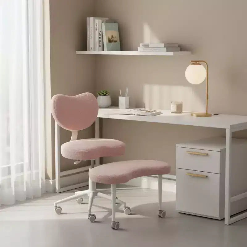 Chaise de bureau à jambes croisées avec hauteur réglable et tabouret à roulettes