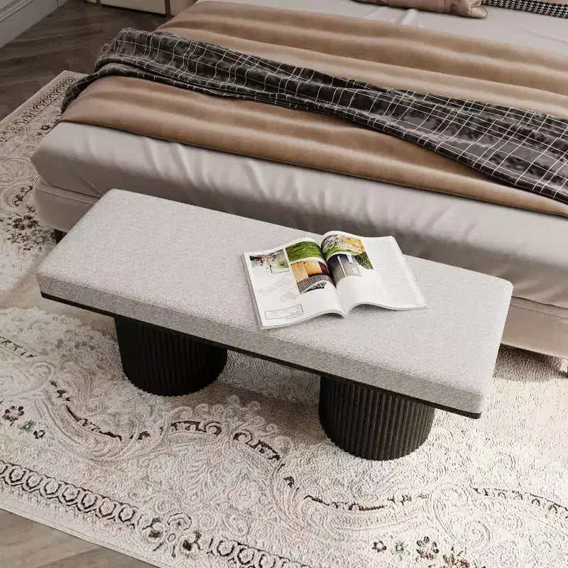 Banc d'appoint en tissu bouclette 48 po avec pieds épais – Ottoman contemporain et banc de bout de lit, capacité de 118 kg