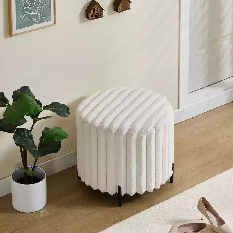 Pouf ottoman moelleux avec pieds en métal - Repose-pieds en fausse fourrure pour salon, large tabouret d'appoint rond, capacité de 125 kg