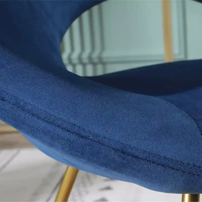 Fauteuil d'appoint en velours avec piétement luge doré