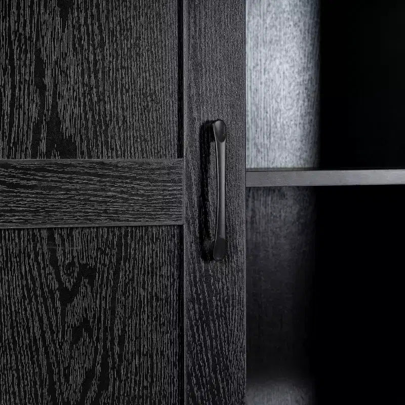 Meuble de rangement de style ferme avec porte coulissante, hauteur réglable et étagères fixes