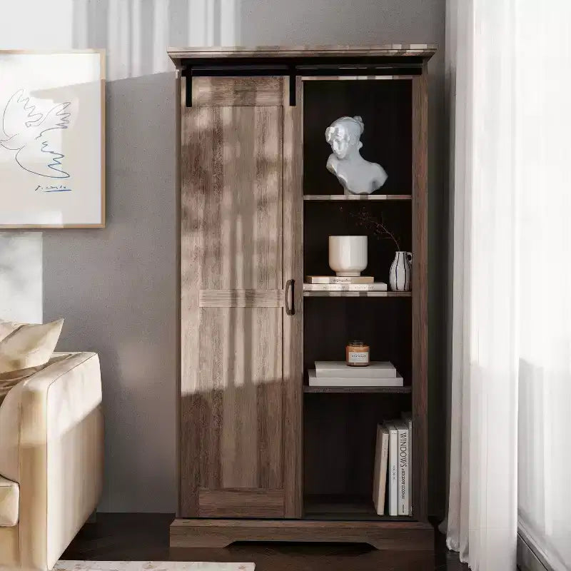 Meuble de rangement de style ferme avec porte coulissante, hauteur réglable et étagères fixes