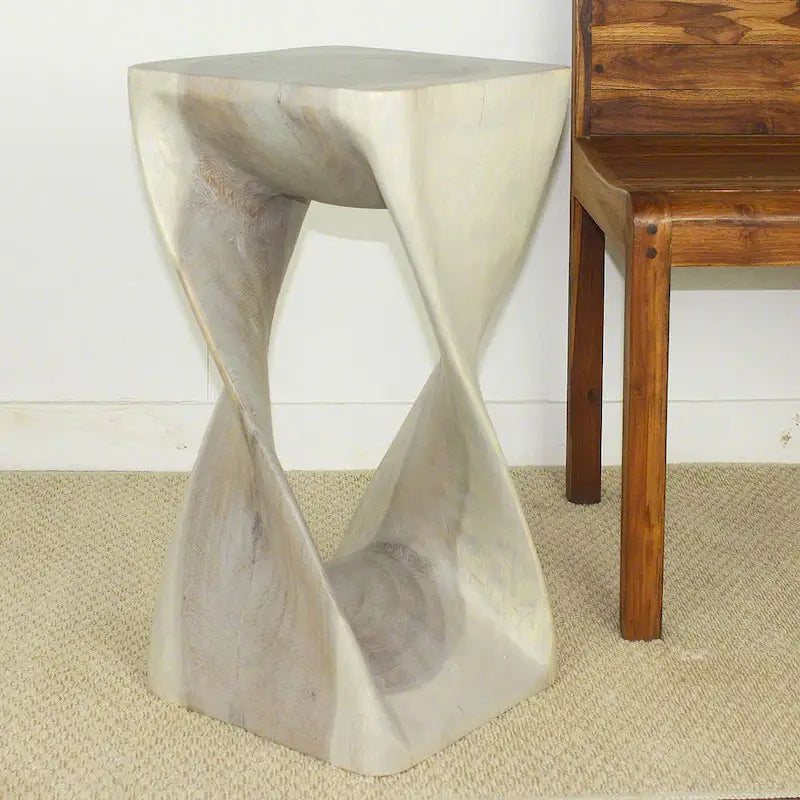 Tabouret torsadé en bois 12 x 12 x 23 po de haut, huile grise