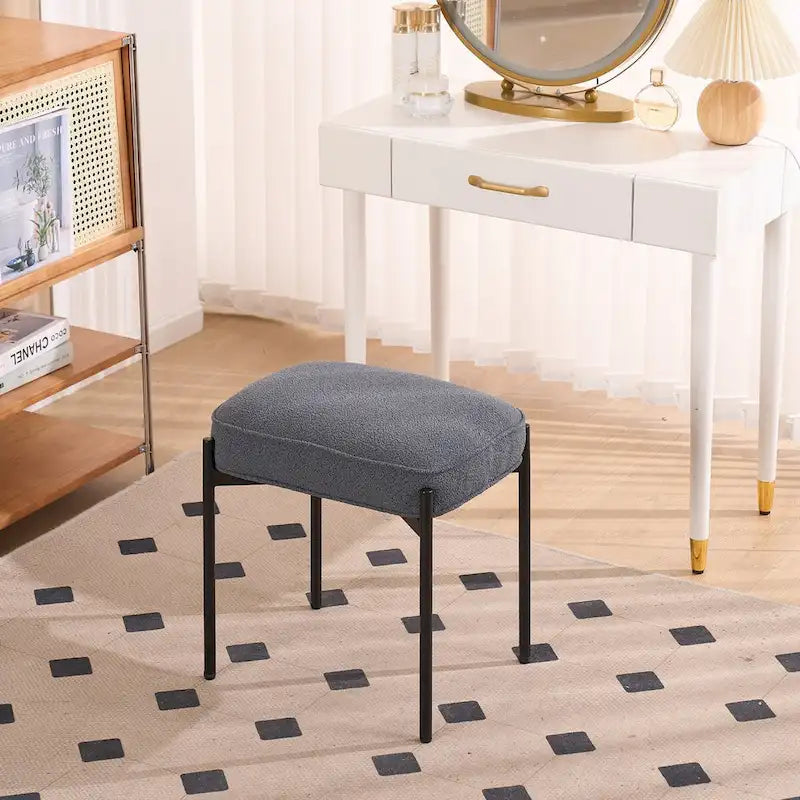 Repose-pieds rectangulaire simple en velours capitonné