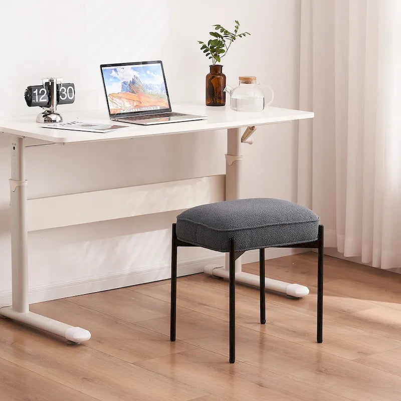 Repose-pieds rectangulaire simple en velours capitonné